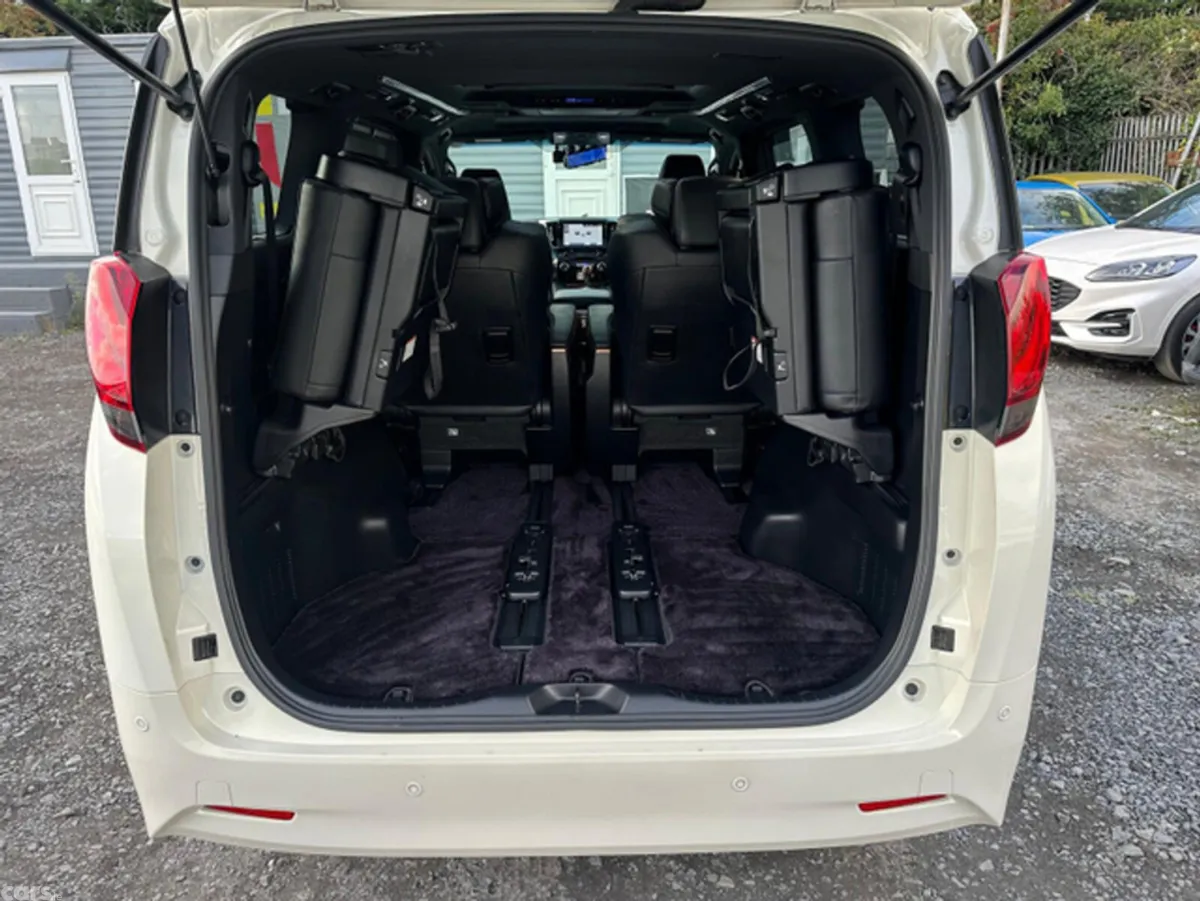 Toyota Alphard MPV, Petrol Hybrid, 2015, White