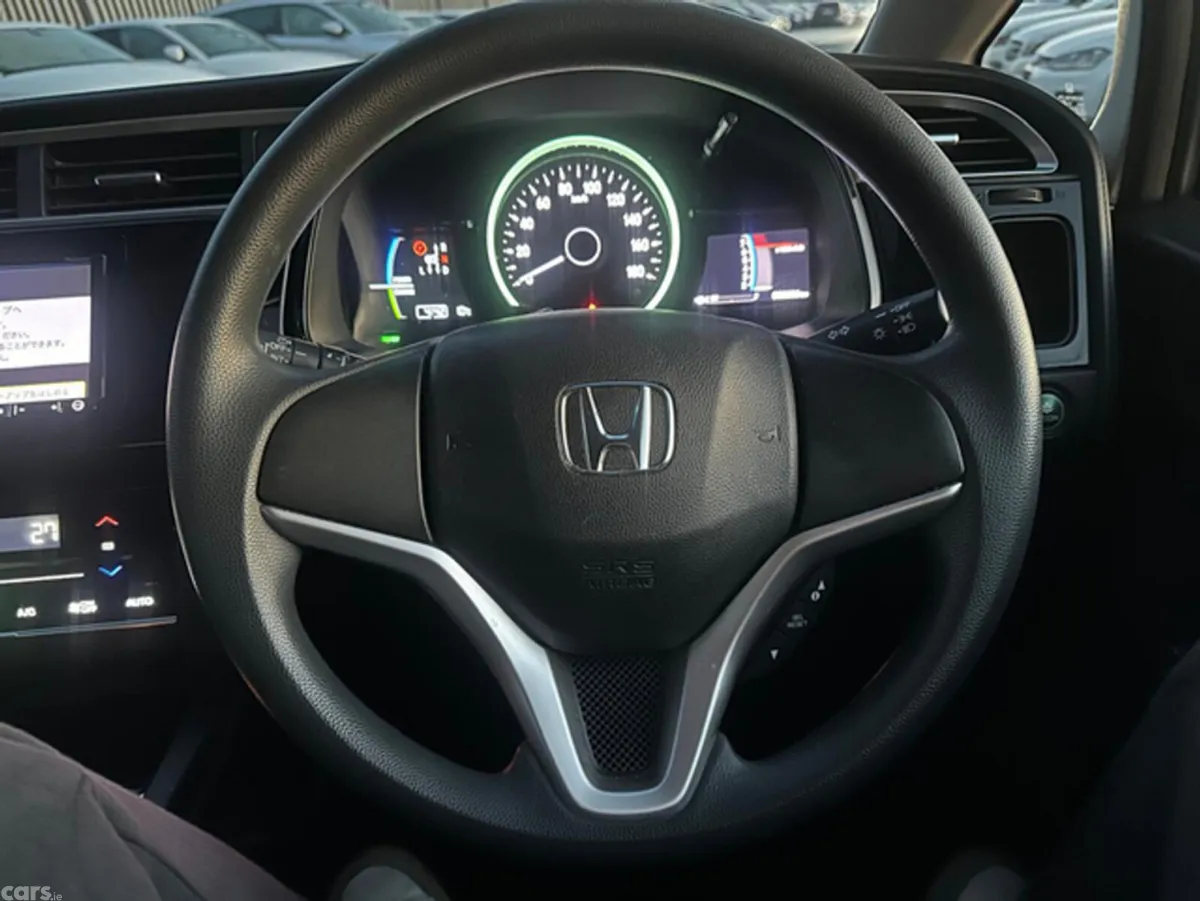 Honda Shuttle Estate, Petrol Hybrid, 2019, Silver