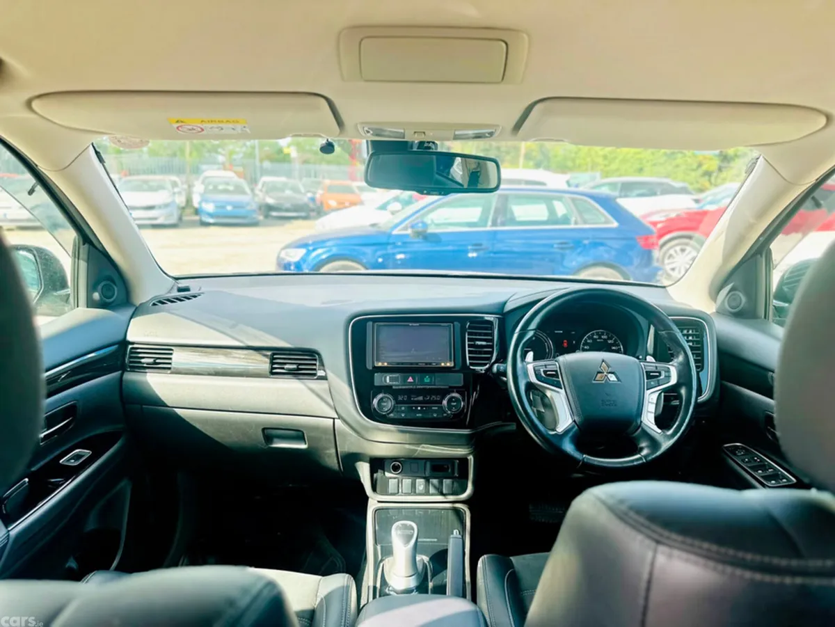 Mitsubishi Outlander SUV, Petrol Hybrid, 2016, Brown