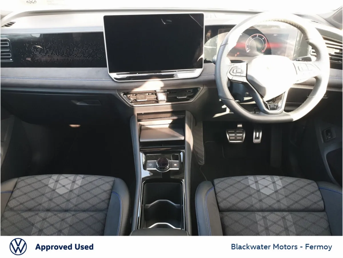 Volkswagen Tiguan Hatchback, Diesel, 2026, Black