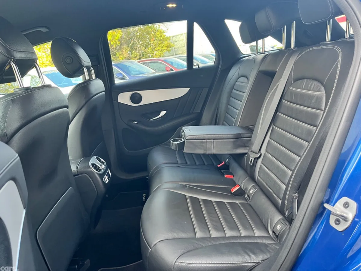 Mercedes-Benz GLC SUV, Petrol Plug-in Hybrid, 2022, Blue