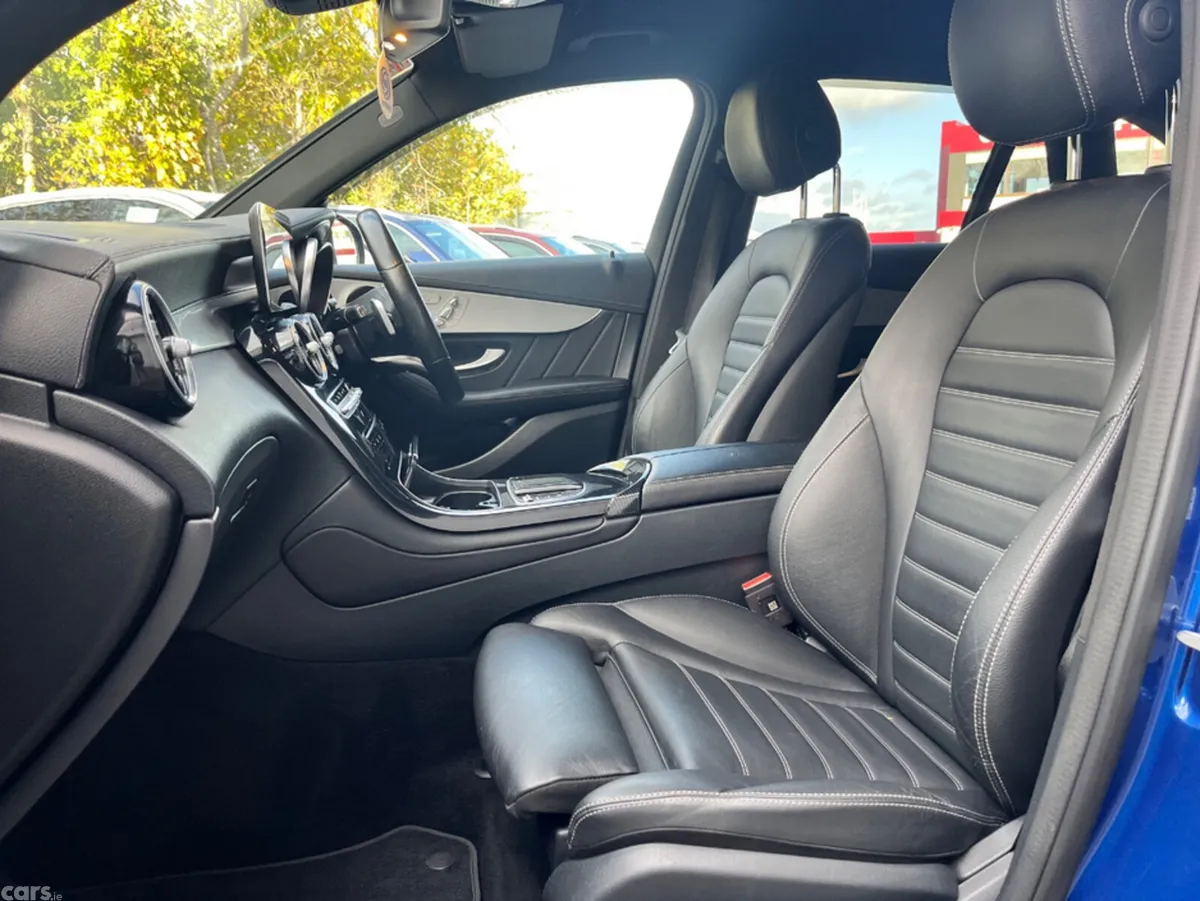 Mercedes-Benz GLC SUV, Petrol Plug-in Hybrid, 2022, Blue