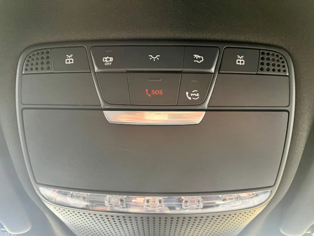Mercedes-Benz GLC SUV, Petrol Plug-in Hybrid, 2022, Blue