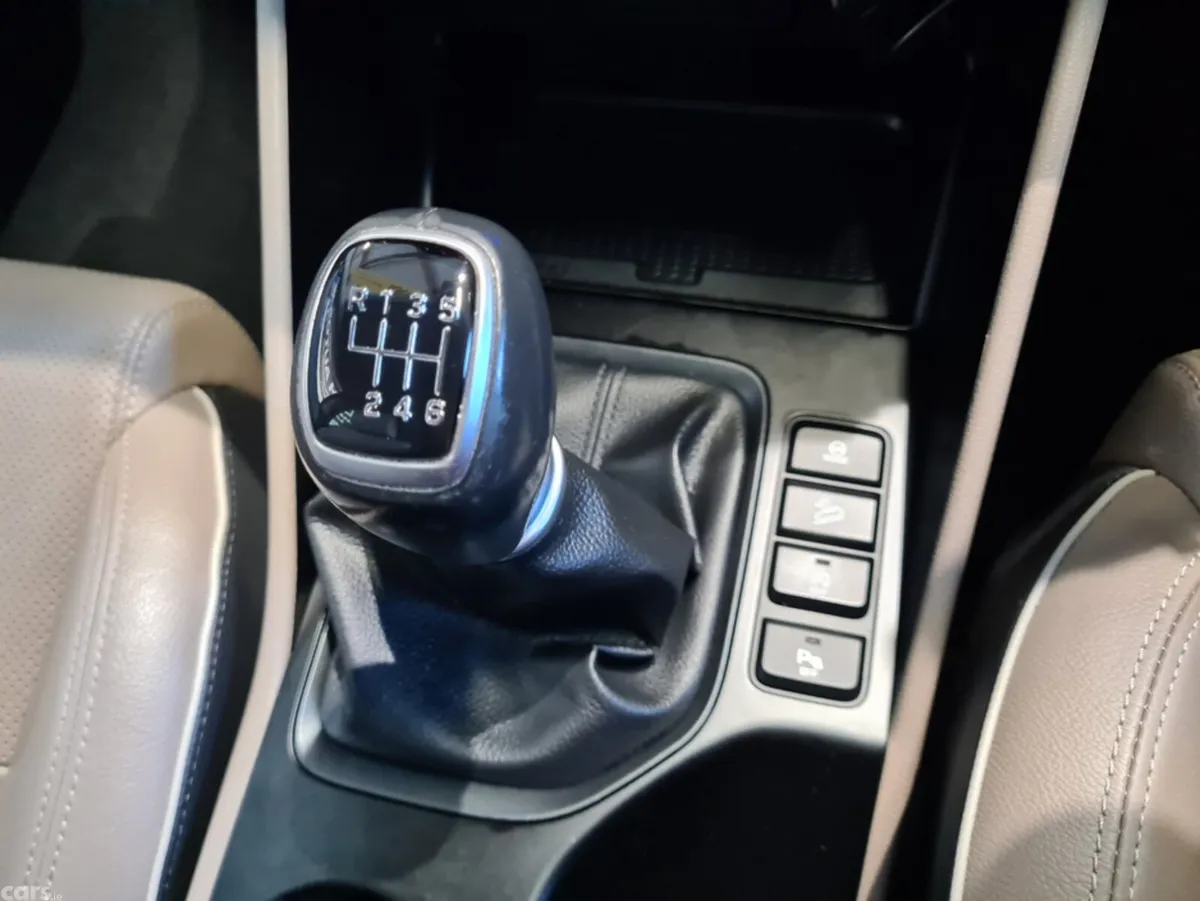 Hyundai Tucson MPV, Diesel, 2020, Black