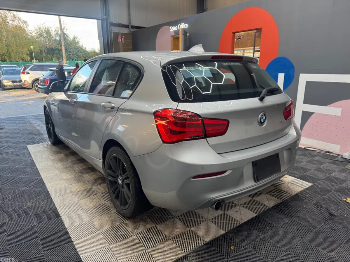 BMW 1-Series Hatchback, Diesel, 2016, Silver