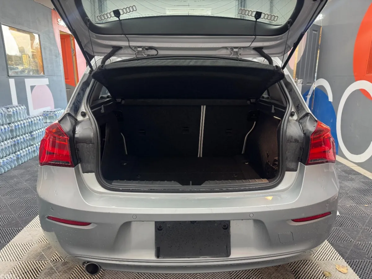 BMW 1-Series Hatchback, Diesel, 2016, Silver