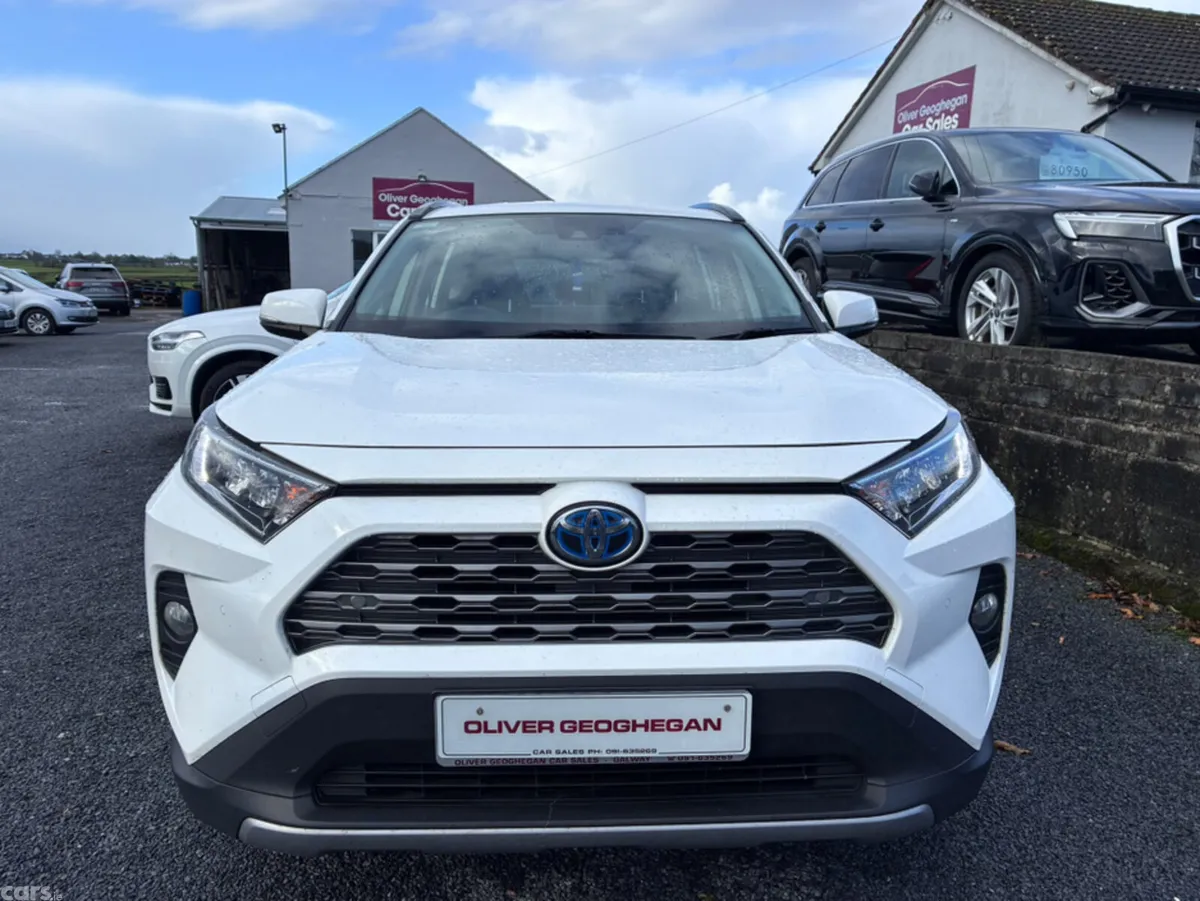 Toyota RAV4 SUV, Petrol Hybrid, 2022, White