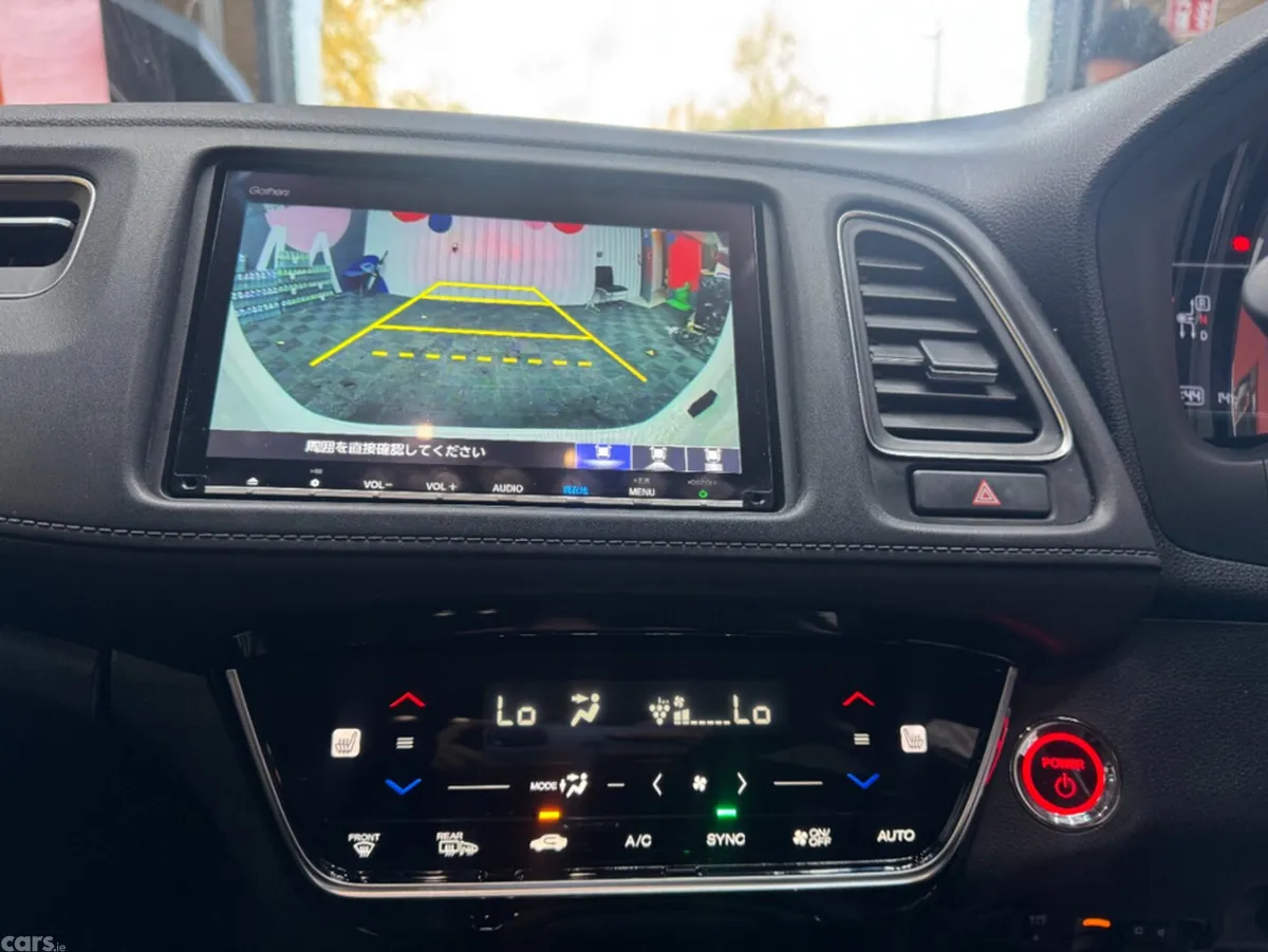Honda Vezel SUV, Petrol Hybrid, 2020, White