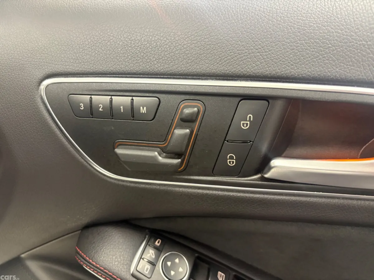 Mercedes-Benz A-Class Hatchback, Petrol, 2014, White