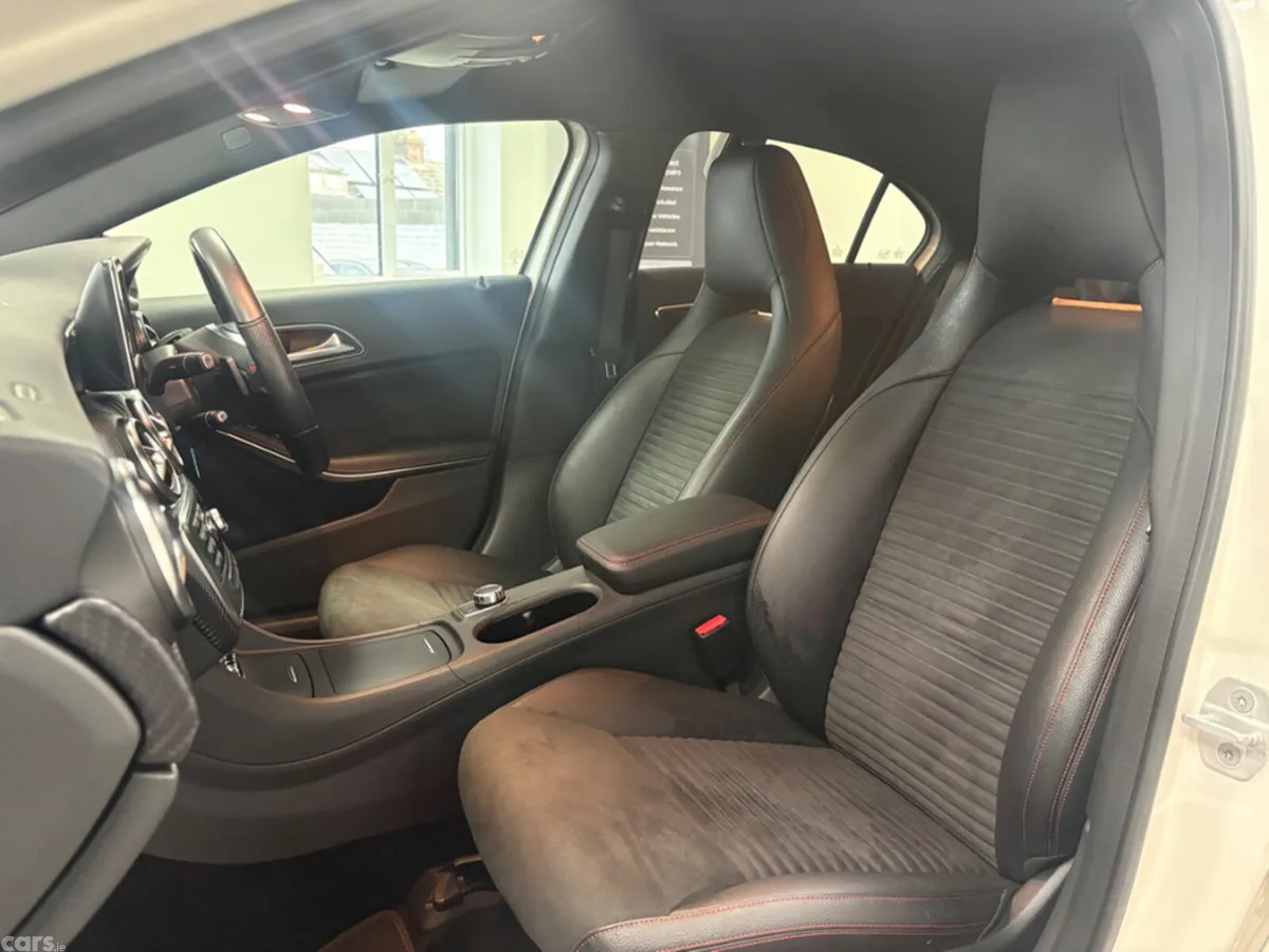Mercedes-Benz A-Class Hatchback, Petrol, 2014, White