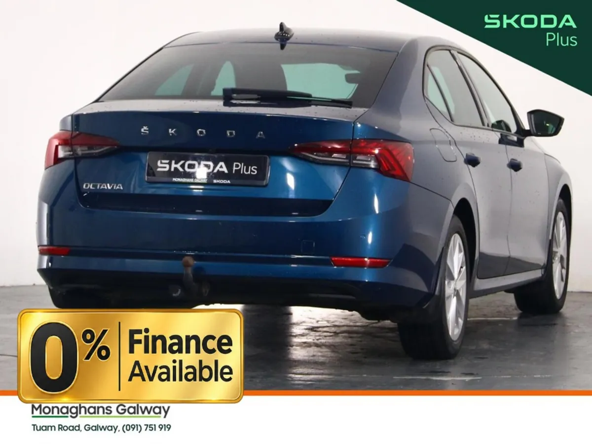 Skoda Octavia Hatchback, Diesel, 2022, Blue