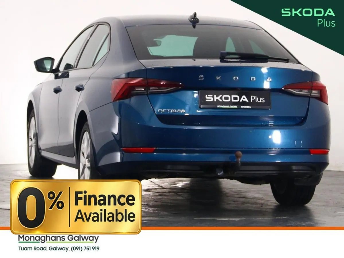 Skoda Octavia Hatchback, Diesel, 2022, Blue