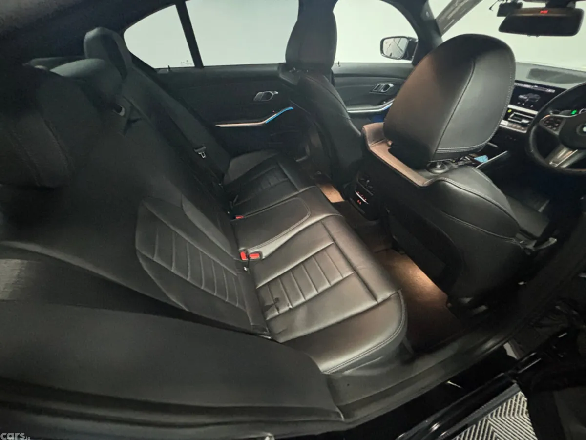 BMW 3-Series Saloon, Petrol Plug-in Hybrid, 2021, Black