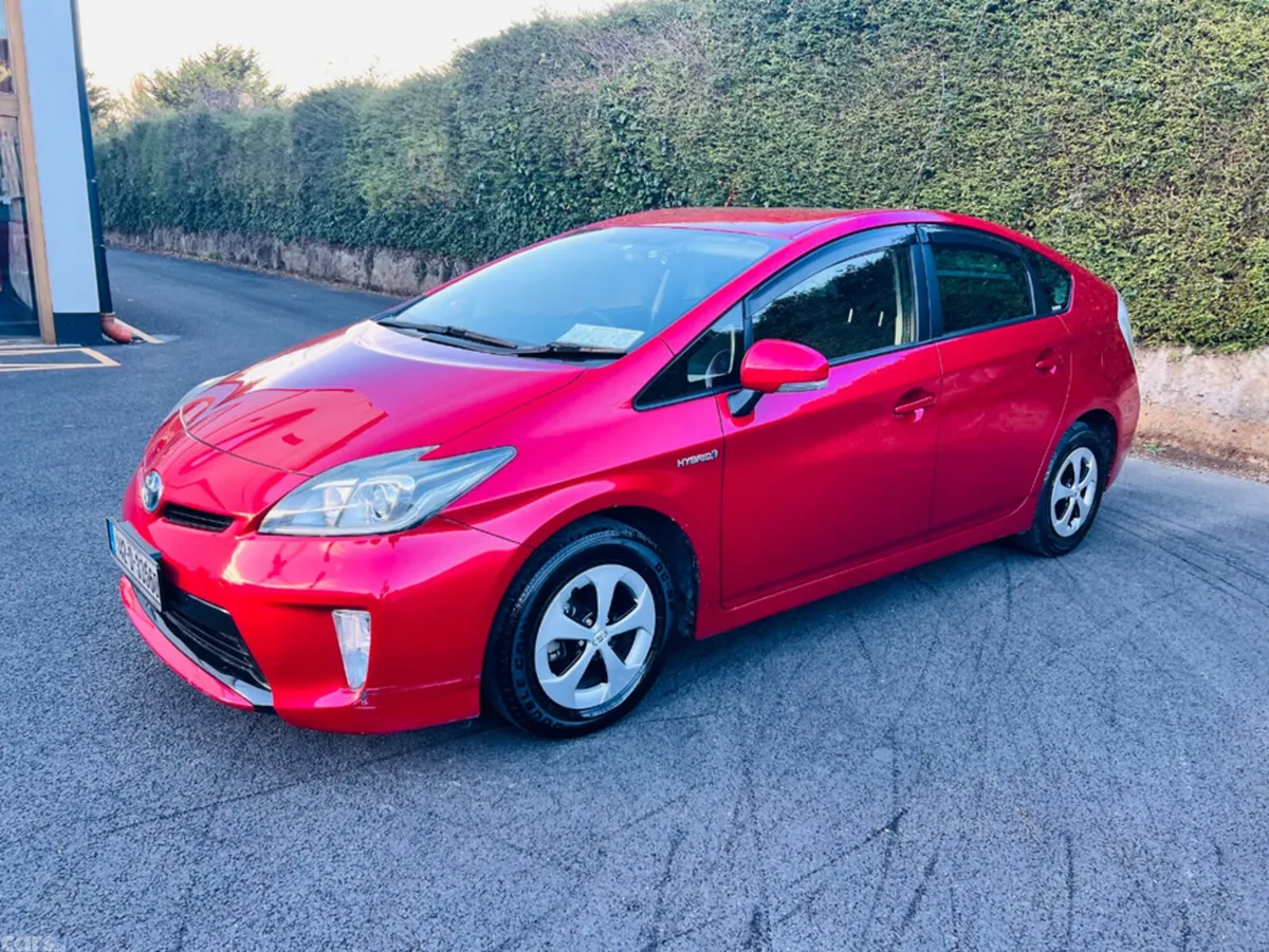 Toyota Prius Hatchback, Petrol Hybrid, 2014, Red