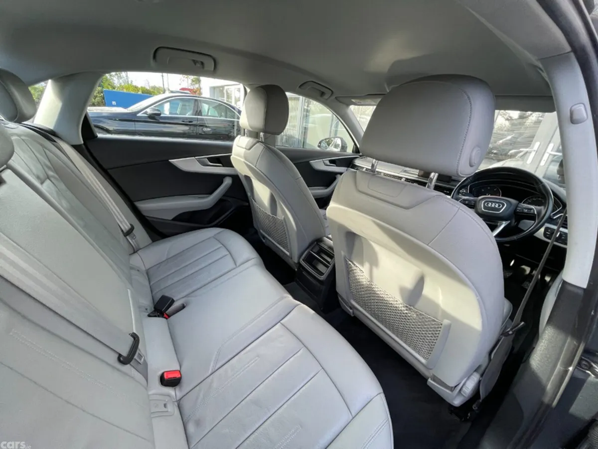 Audi A4 Saloon, Diesel, 2017, Grey