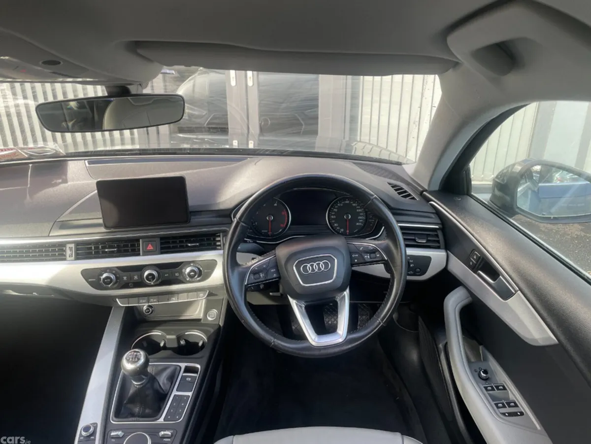 Audi A4 Saloon, Diesel, 2017, Grey