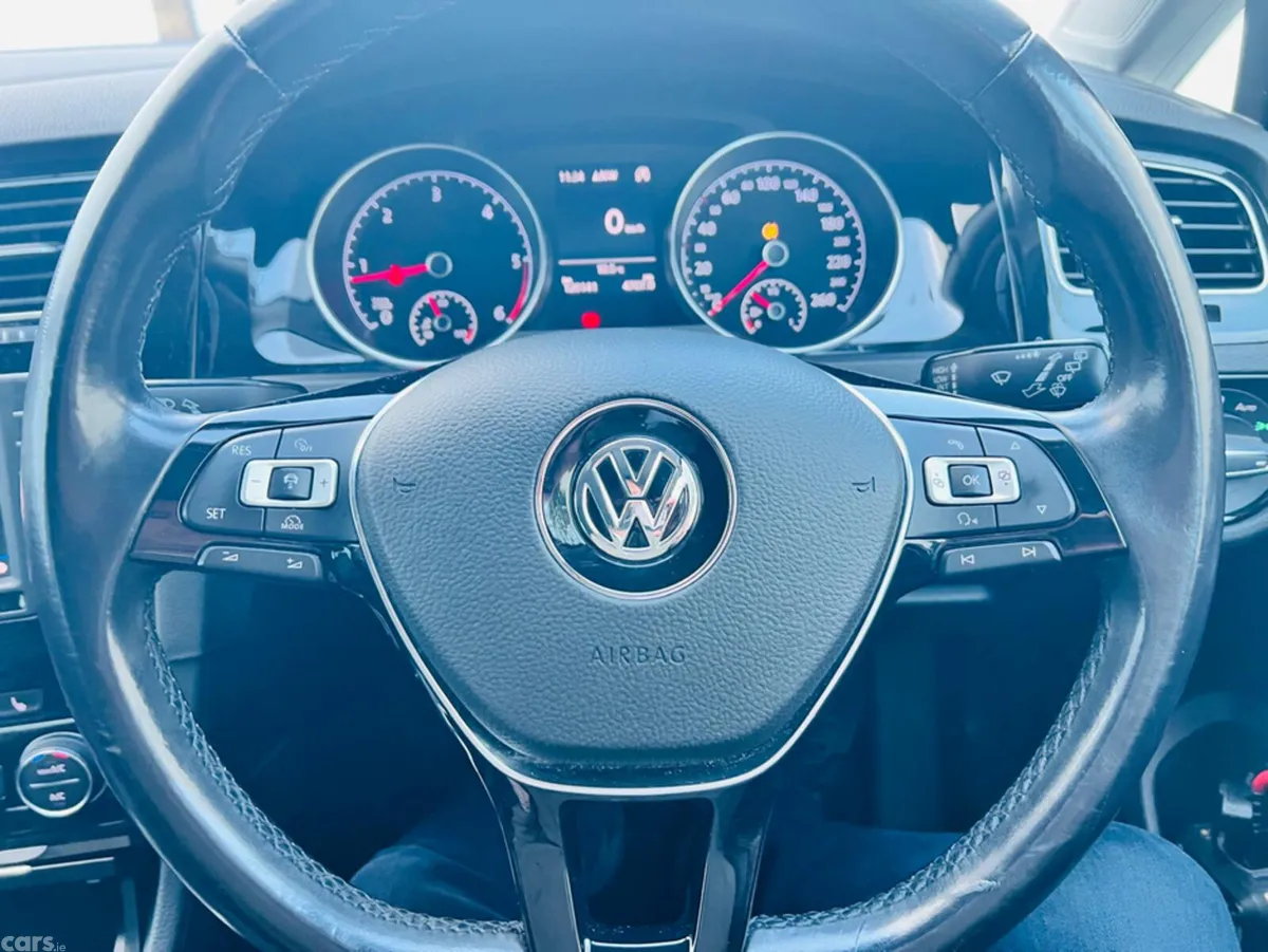 Volkswagen Golf Hatchback, Diesel, 2017, Blue