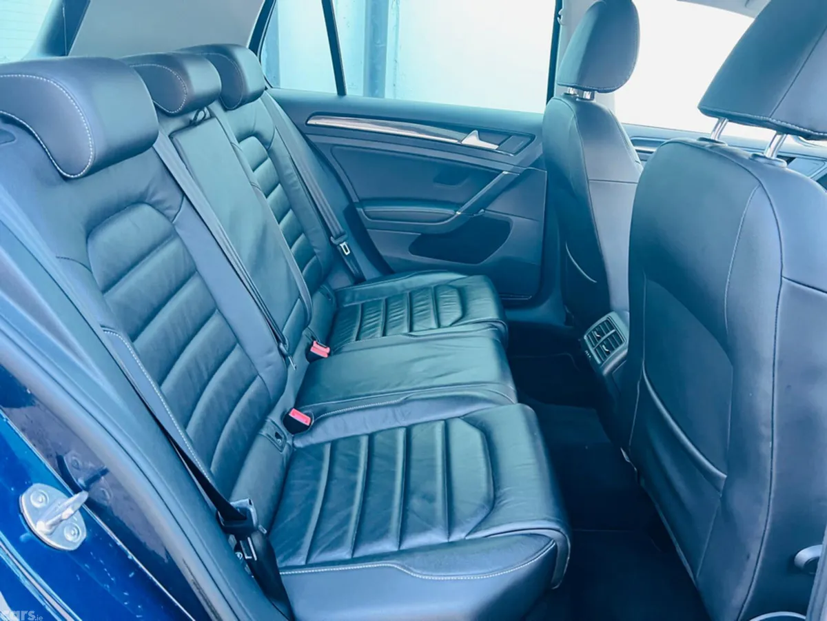 Volkswagen Golf Hatchback, Diesel, 2017, Blue