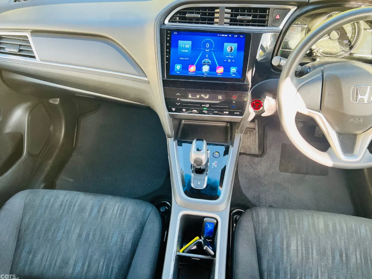 Honda Shuttle Hatchback, Petrol Hybrid, 2020, Black
