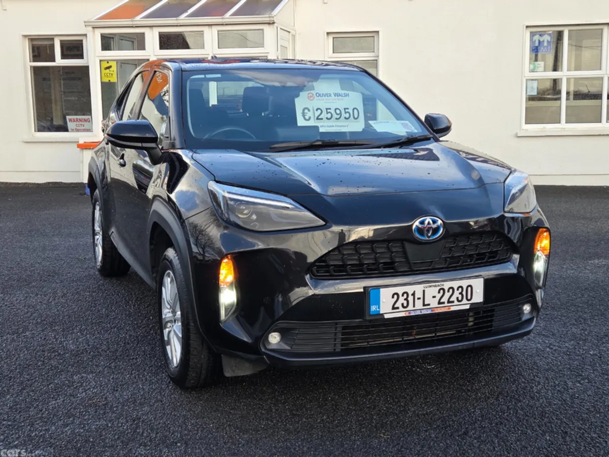 Toyota Yaris Cross SUV, Petrol Hybrid, 2023, Black