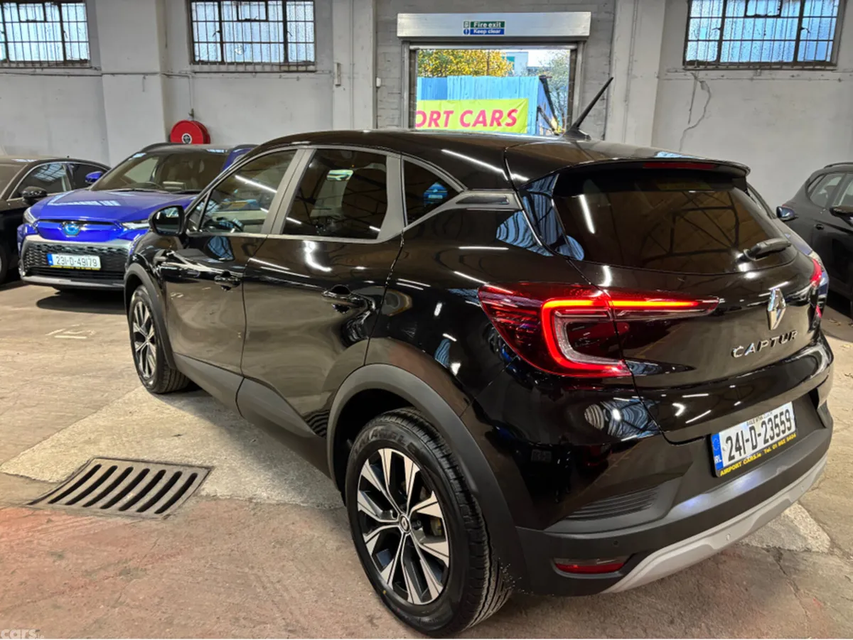 Renault Captur Hatchback, Petrol, 2024, Black