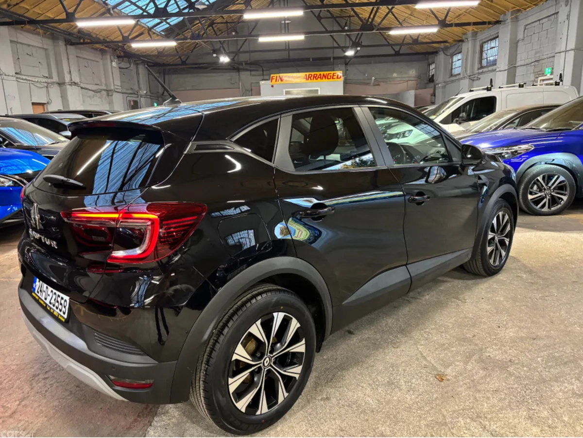 Renault Captur Hatchback, Petrol, 2024, Black
