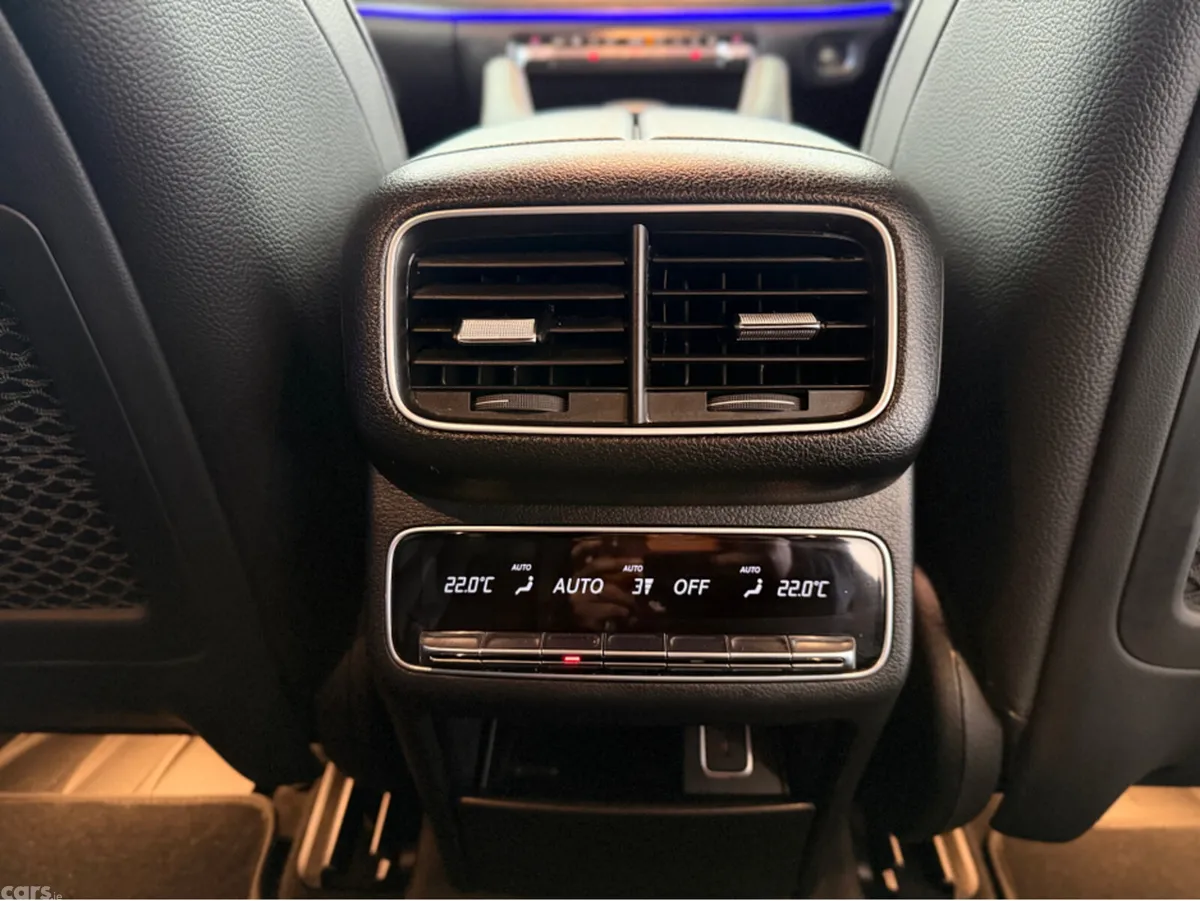 Mercedes-Benz GLE Estate, Diesel Hybrid, 2022, Blue