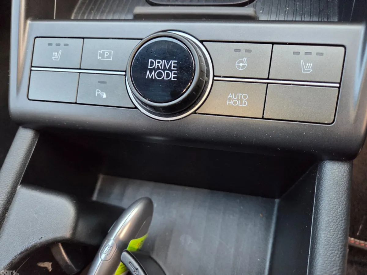 Hyundai KONA Hatchback, Electric, 2025, Silver