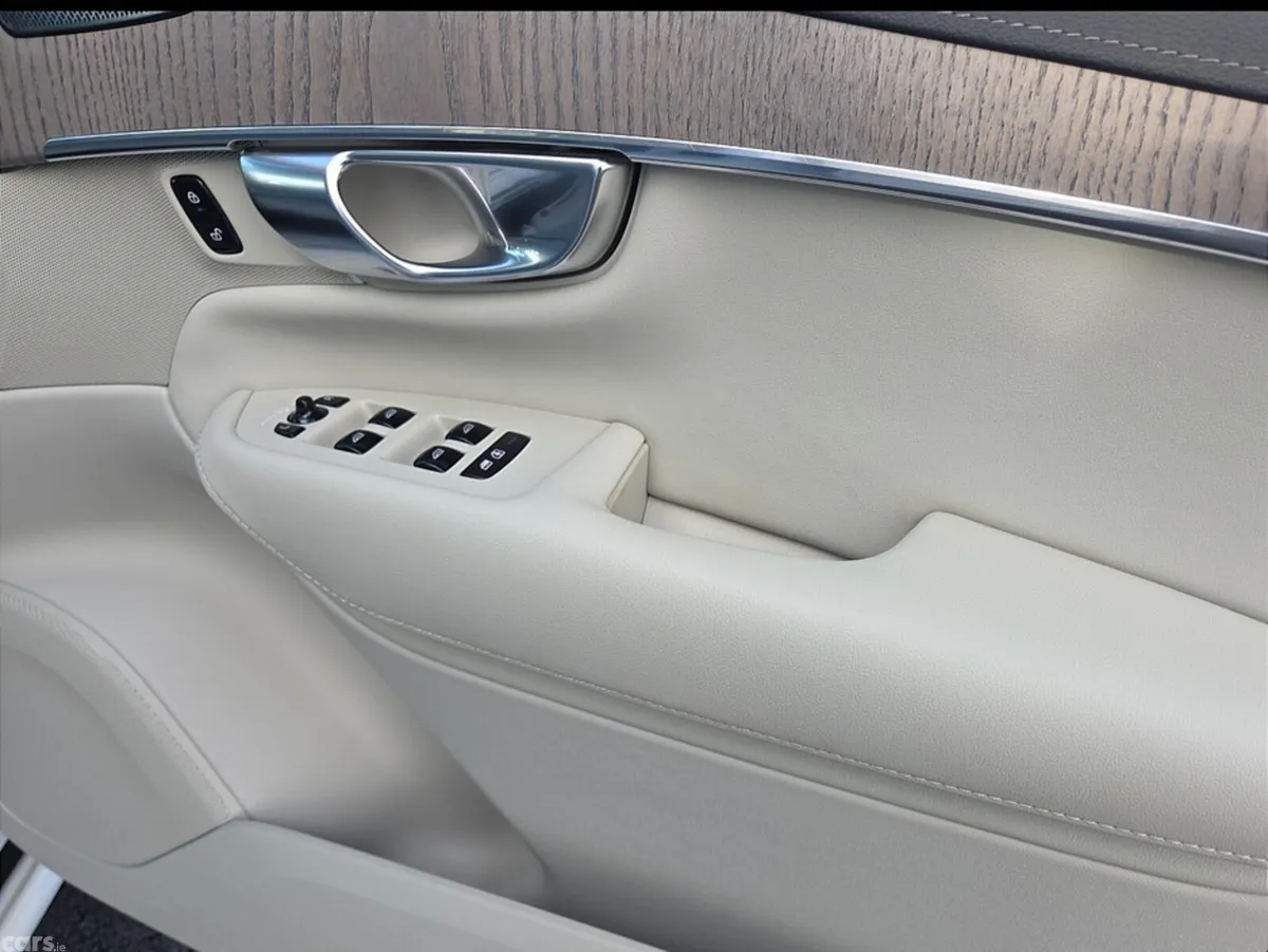 Volvo XC90 SUV, Petrol Plug-in Hybrid, 2022, White