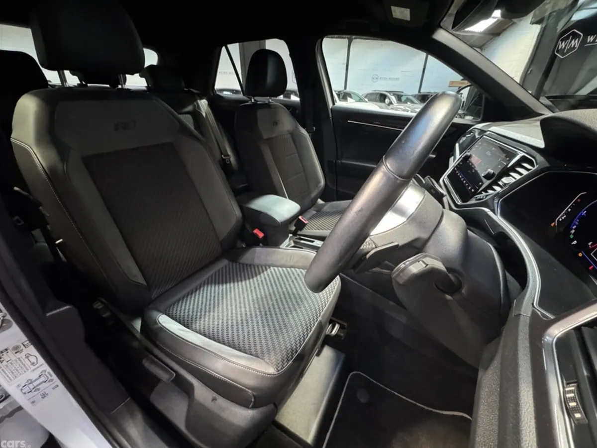Volkswagen T-Roc SUV, Diesel, 2021, White