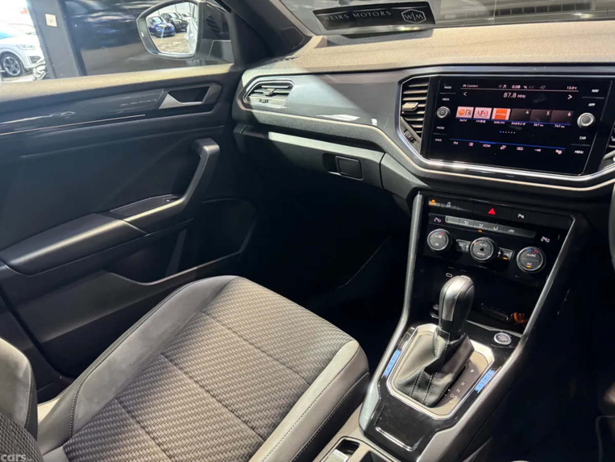 Volkswagen T-Roc SUV, Diesel, 2021, White