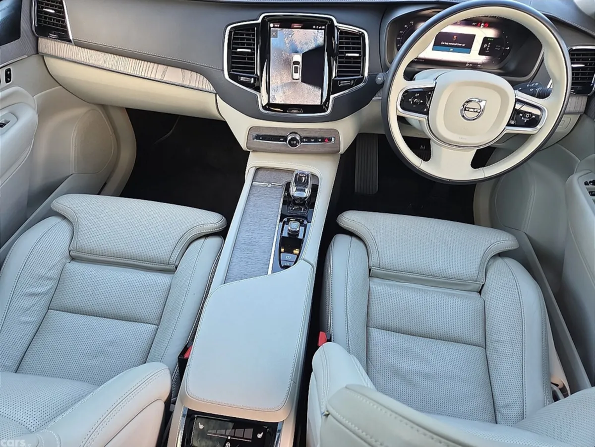 Volvo XC90 SUV, Petrol Plug-in Hybrid, 2022, White
