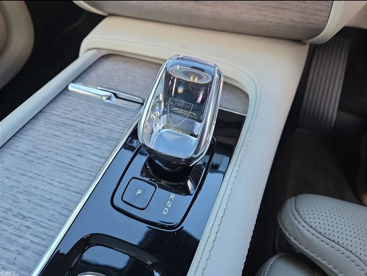 Volvo XC90 SUV, Petrol Plug-in Hybrid, 2022, White