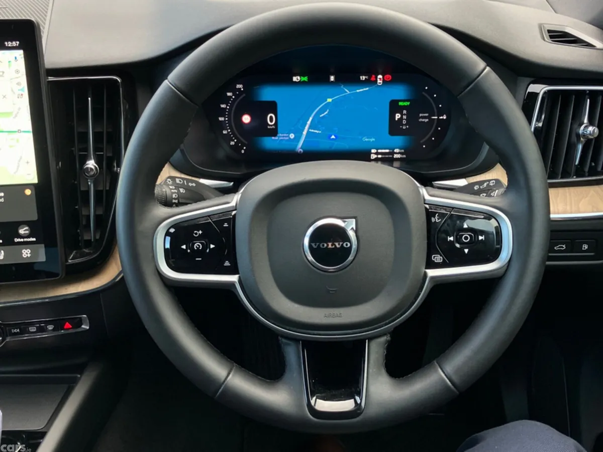 Volvo XC60 SUV, Petrol Plug-in Hybrid, 2025, Blue