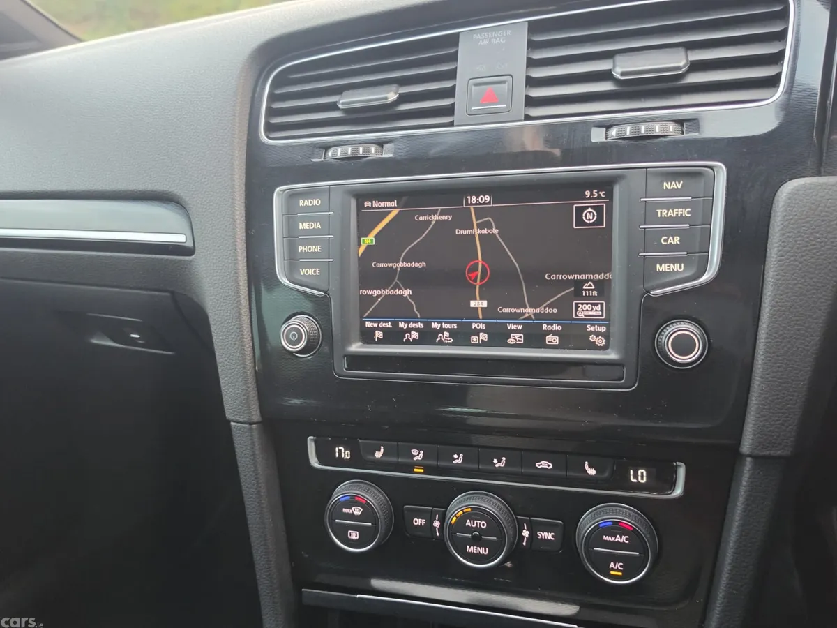 Volkswagen Golf Hatchback, Diesel, 2016, White