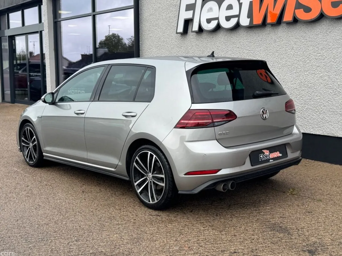 Volkswagen Golf Hatchback, Diesel, 2019, Silver