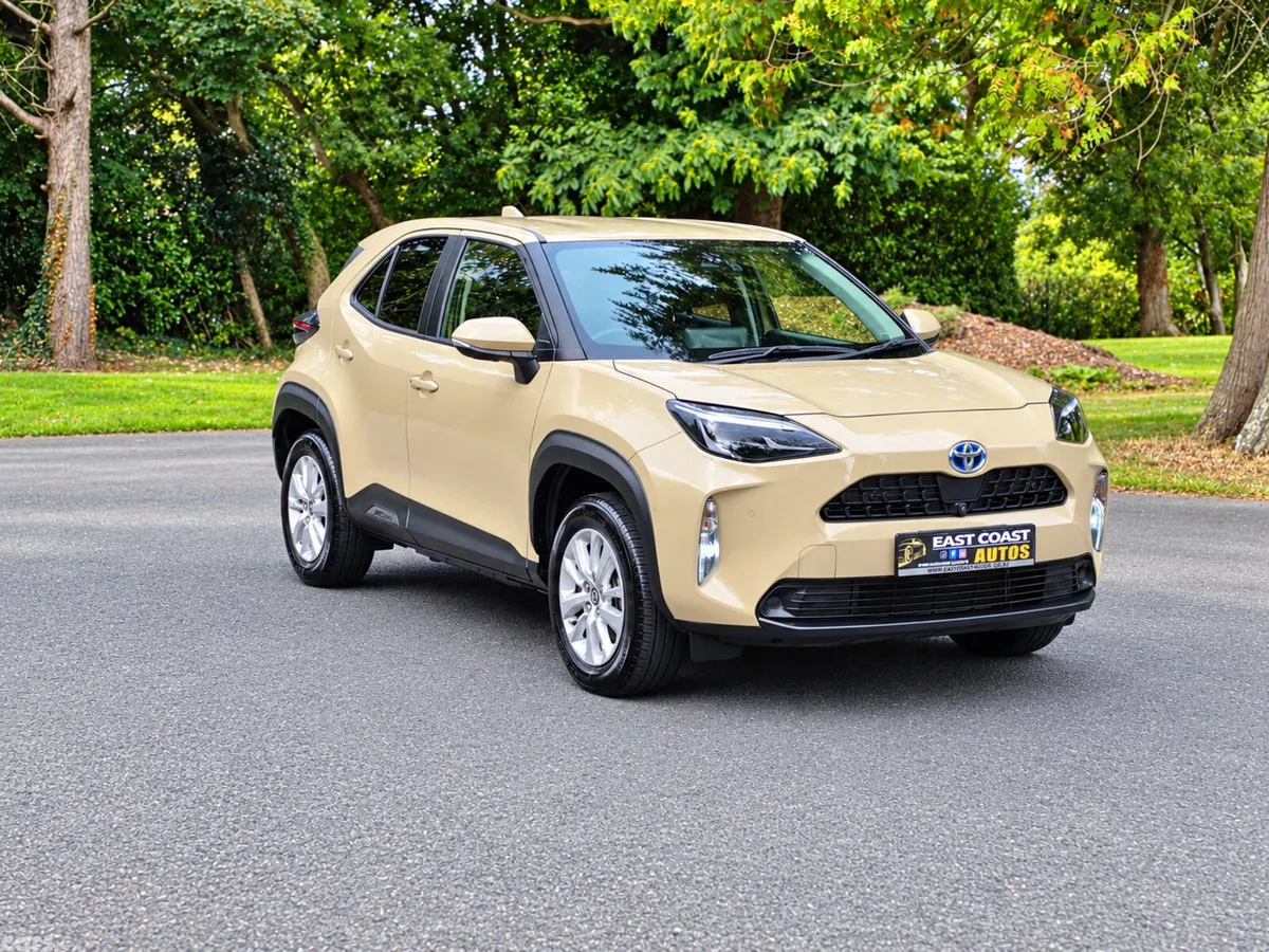 Toyota Yaris Cross SUV, Petrol Hybrid, 2020, Beige