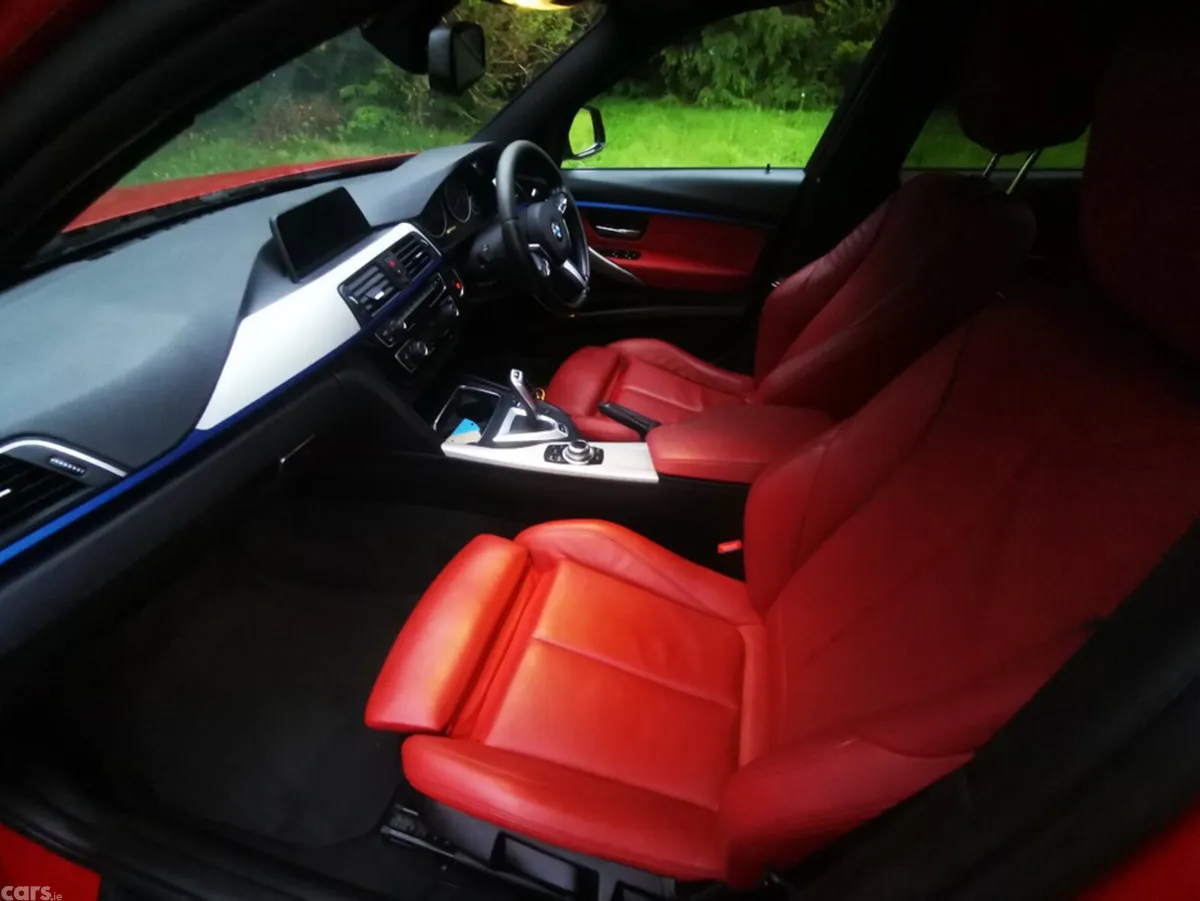 BMW 3-Series Saloon, Petrol Hybrid, 2017, Red
