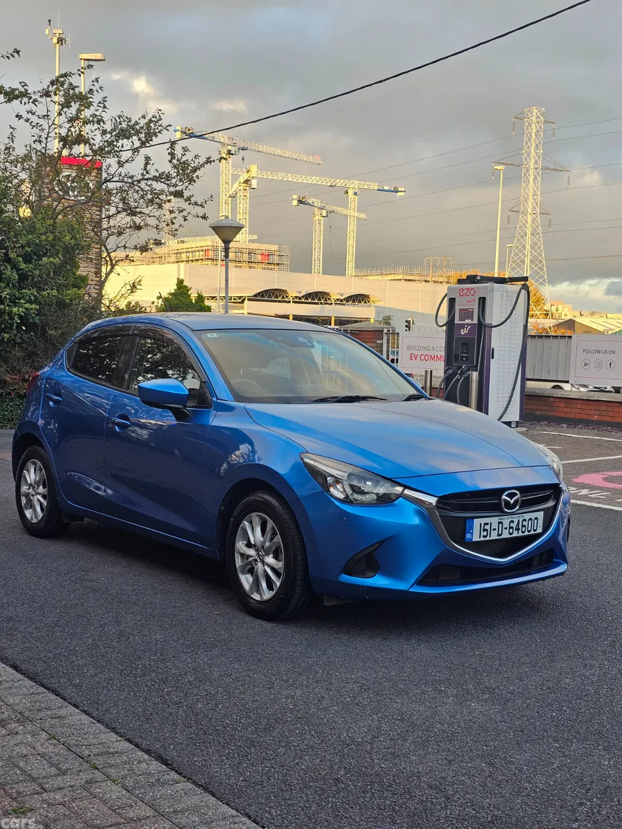 Mazda Demio Hatchback, Petrol, 2015, Blue