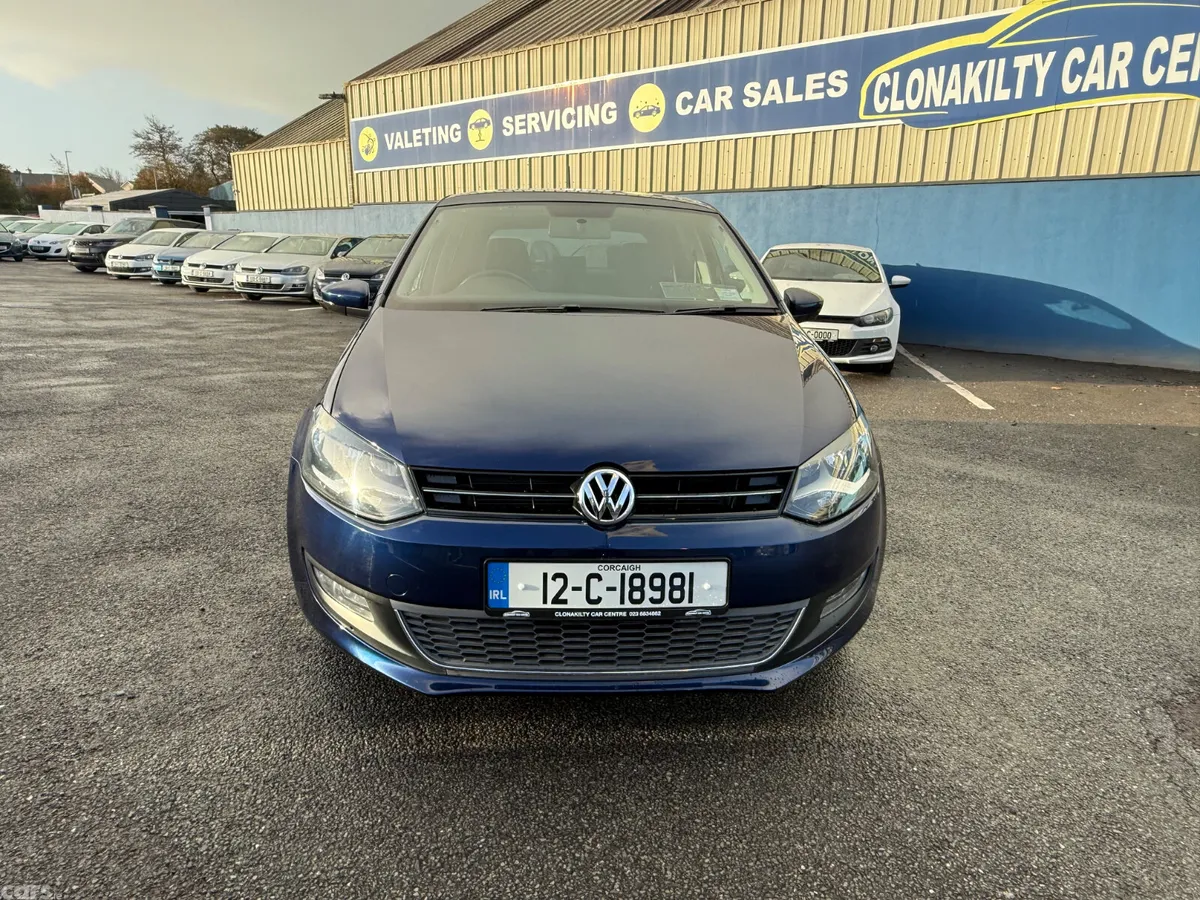 Volkswagen Polo Hatchback, Petrol, 2012, Blue