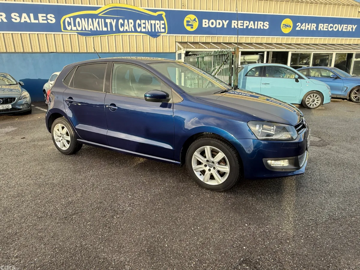 Volkswagen Polo Hatchback, Petrol, 2012, Blue