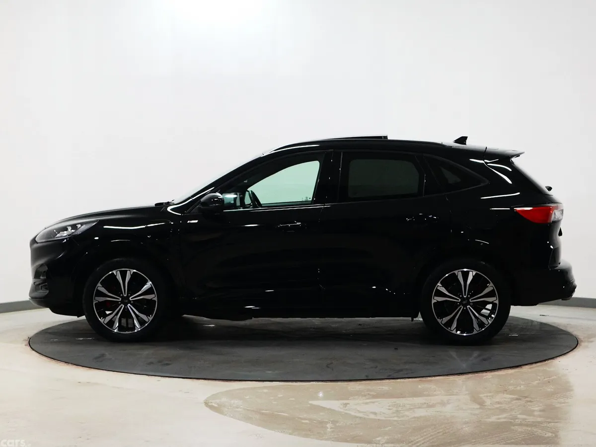Ford Kuga SUV, Petrol Hybrid, 2024, Black