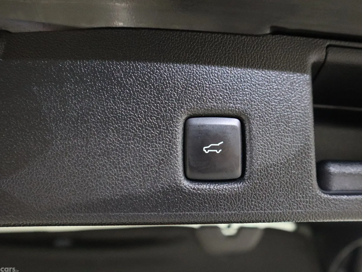 Ford Kuga SUV, Petrol Hybrid, 2024, Black
