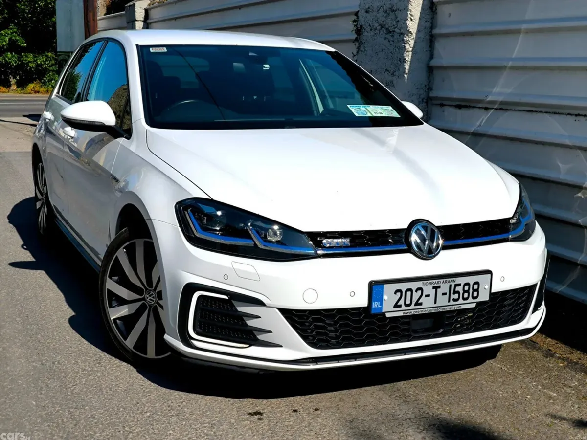 Volkswagen Golf Hatchback, Petrol Plug-in Hybrid, 2020, White