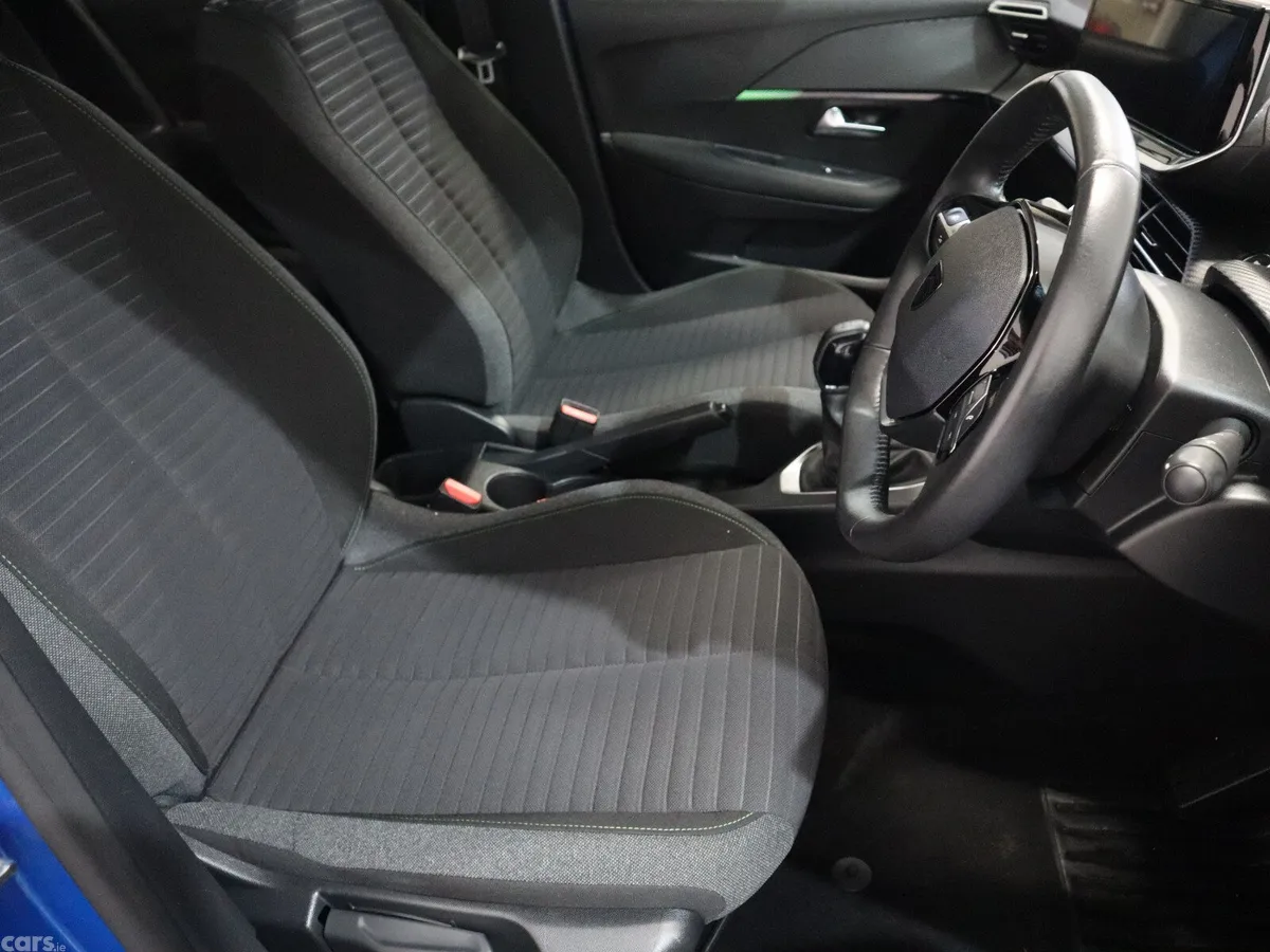 Peugeot 208 Hatchback, Petrol, 2024, Blue