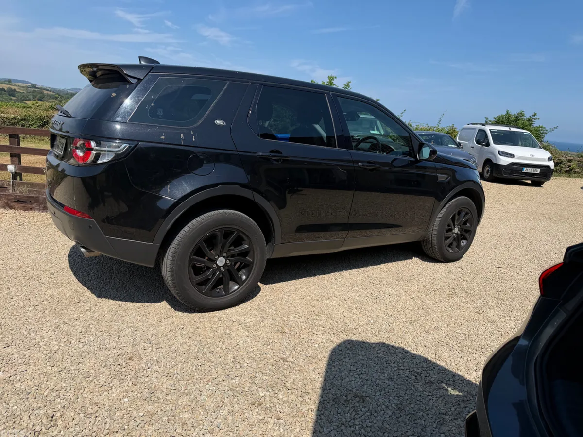 Land Rover Discovery Sport SUV, Diesel, 2017, Black