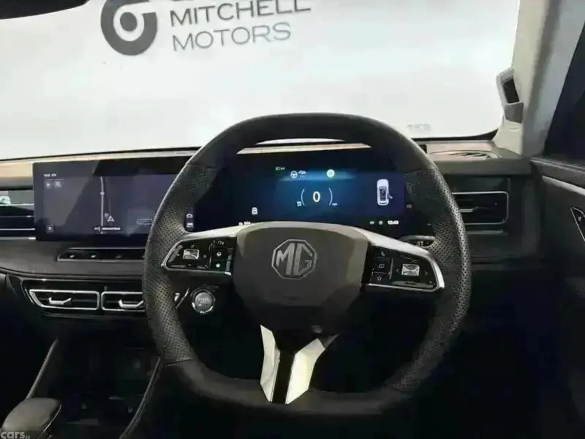 MG HS SUV, Petrol Hybrid, 2026, Grey
