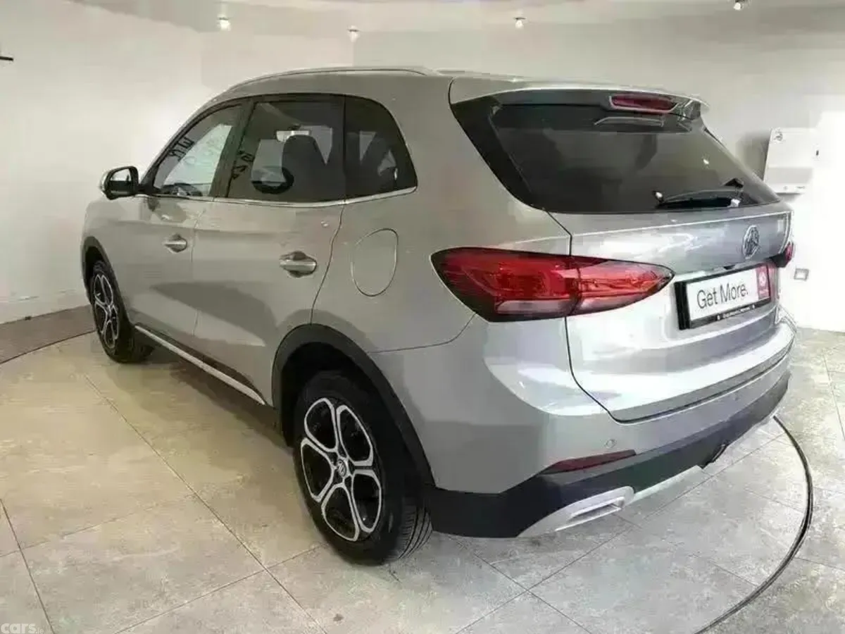 MG ZS SUV, Petrol, 2025, Silver