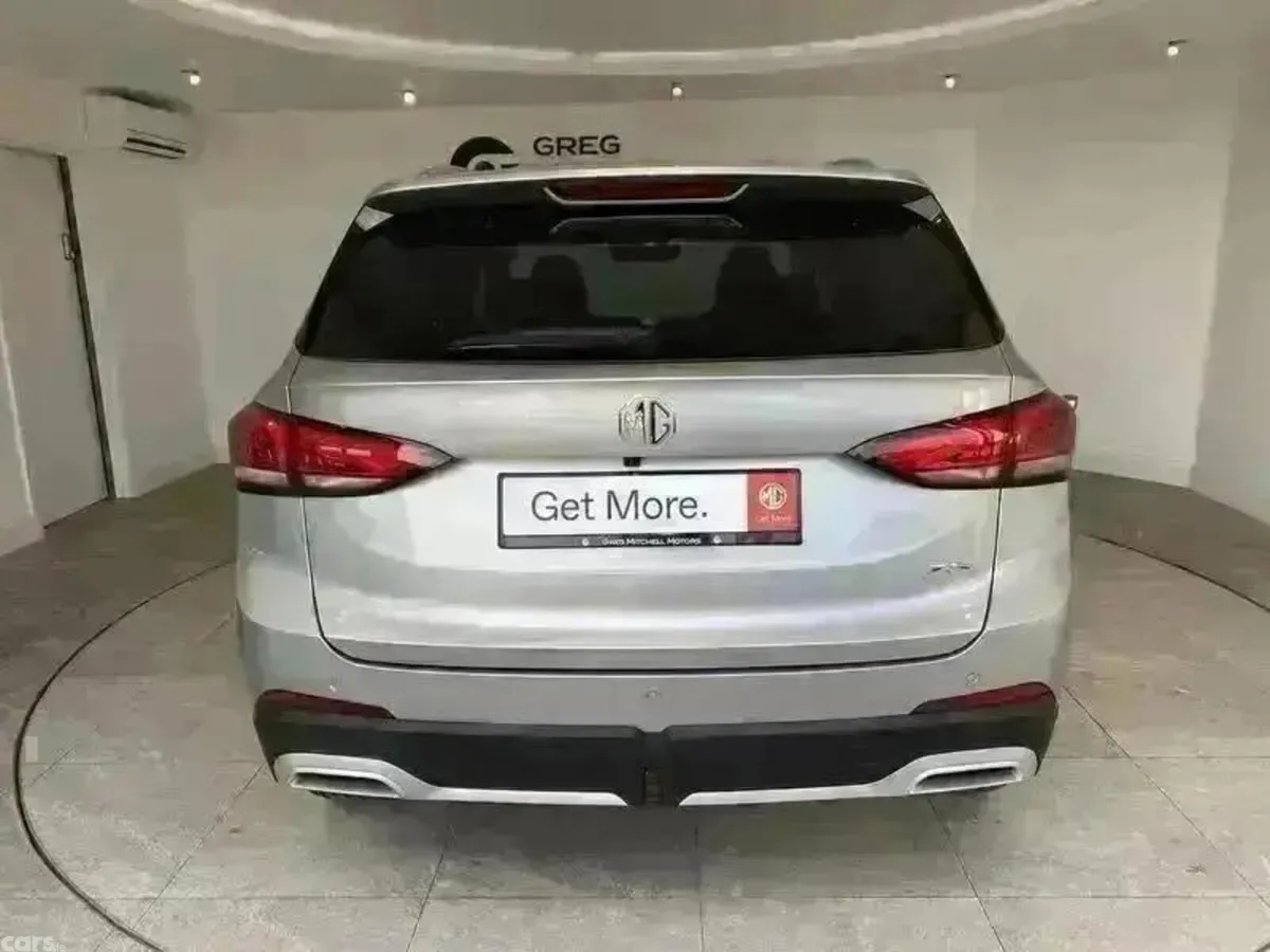 MG ZS SUV, Petrol, 2025, Silver