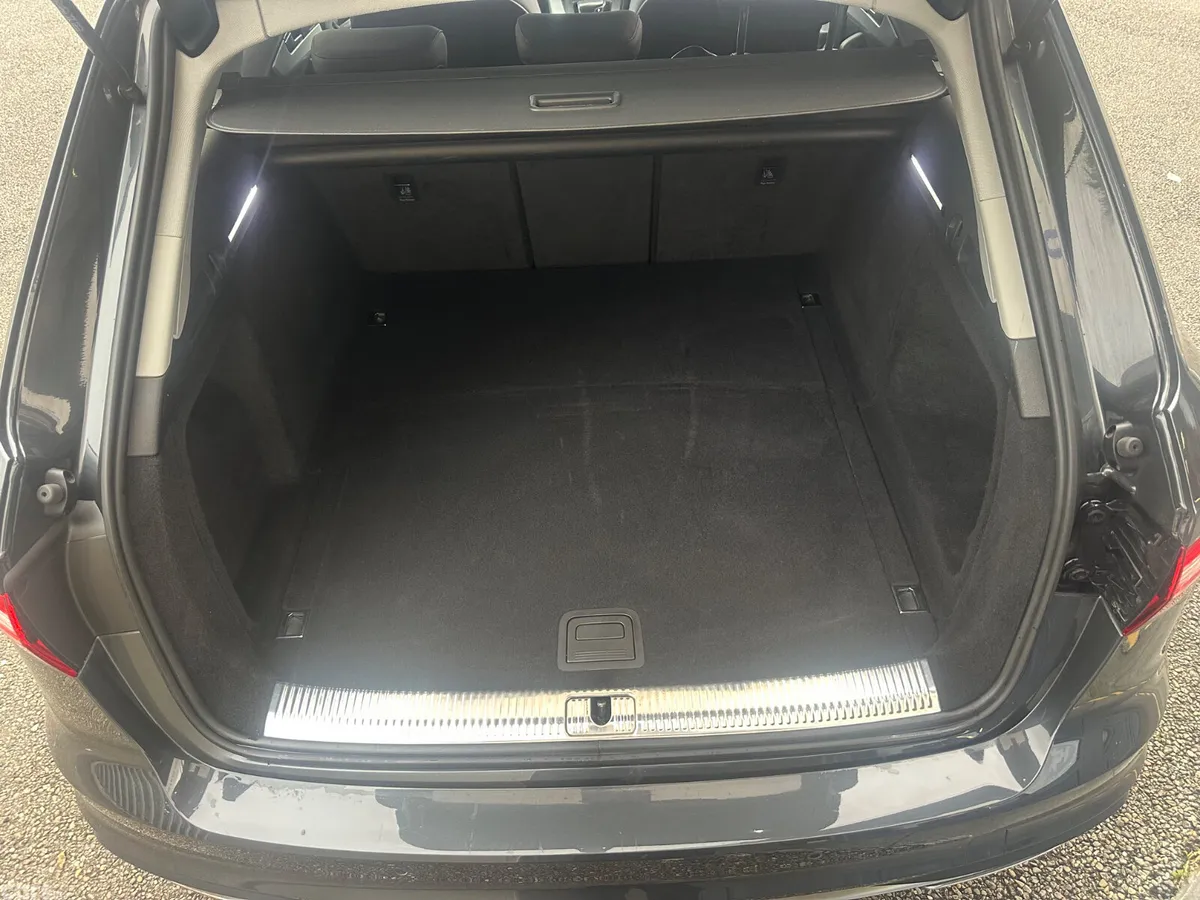 Audi A4 Estate, Diesel, 2022, Grey